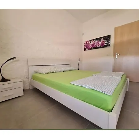 Del Maya Modern Retreat Holiday home *